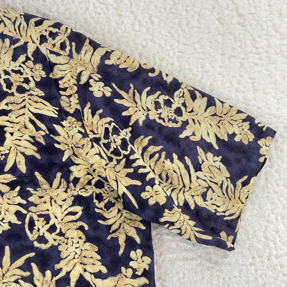 Hilo Hattie Blue Hawaiian Print Button-Up Casual Shirt Mens Short Sleeve Size S - Picture 4 of 11